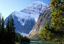 赖特：切尔西赛季结束很难保住前四，各方面现在都很糟糕.