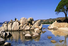 雷速体育：世体：巴萨已经签订协议，可以继续使用蒙特惠奇球场到5月20日.